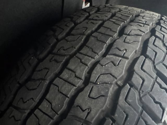 Used 2024 Chevrolet Traverse Z71 w/ LPO, Floor Liner Package AWD/4WD image 38