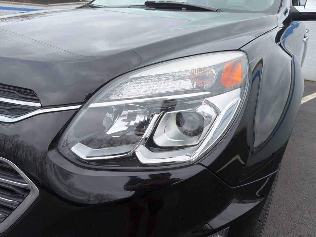 Used 2016 Chevrolet Equinox LTZ w/ Enhanced Convenience Package AWD/4WD image 9