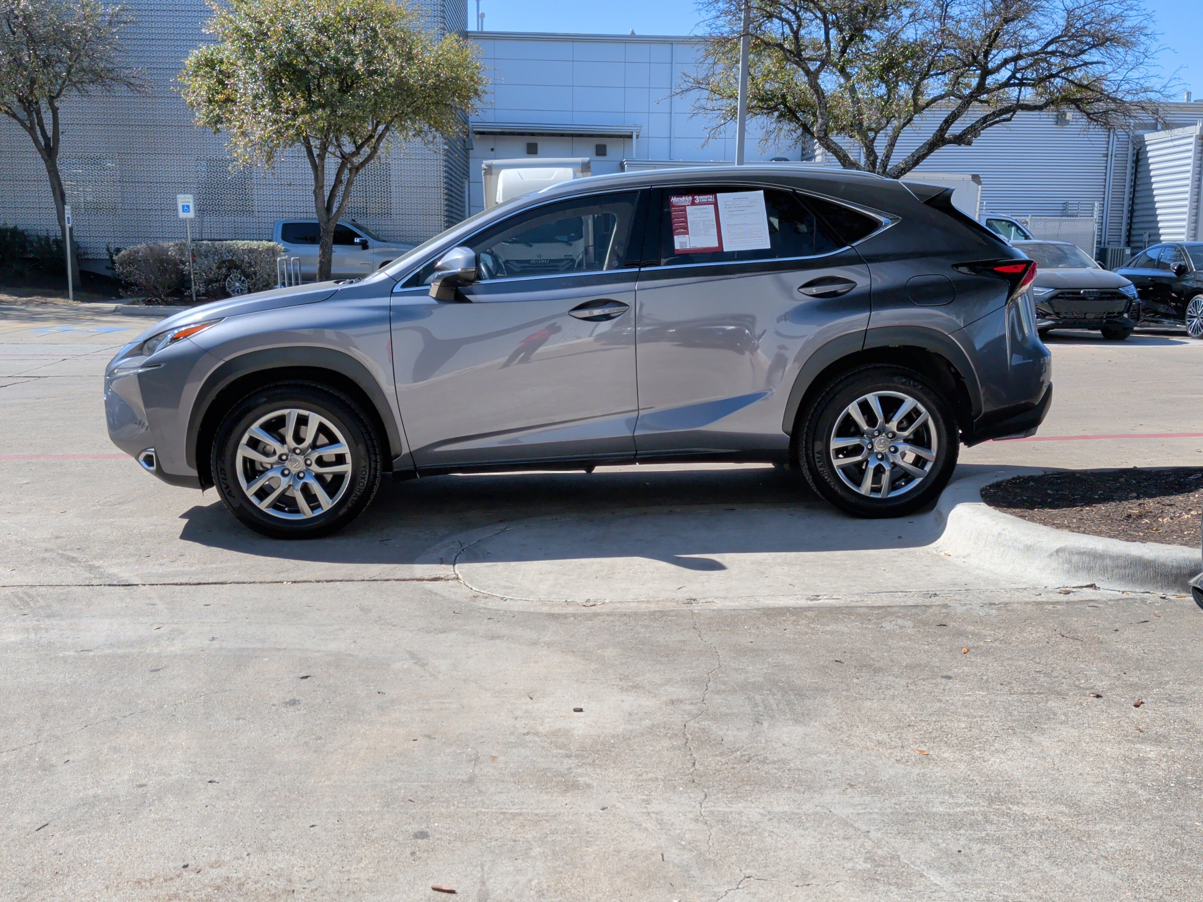 Used 2015 Lexus NX 200t FWD w/ Premium Package image 7