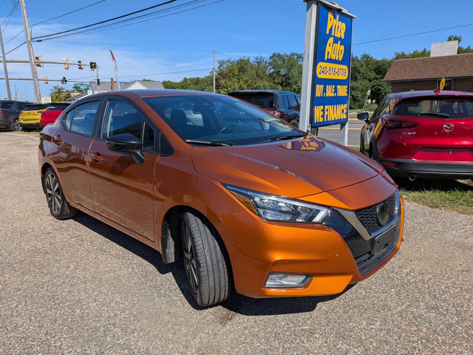 Used 2021 Nissan Versa SR w/ Convenience Package FWD image 8