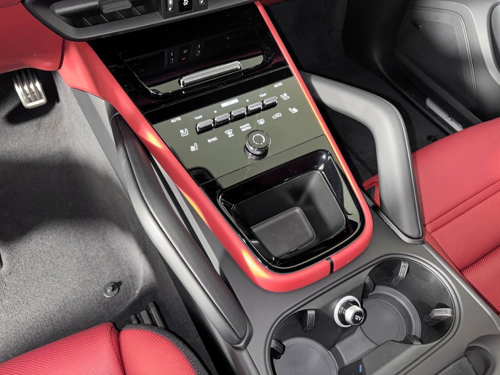 New 2026 Porsche Cayenne S image 30