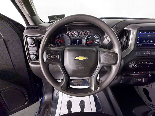 Used 2022 Chevrolet Silverado 1500 W/T w/ WT Value Package AWD/4WD image 11