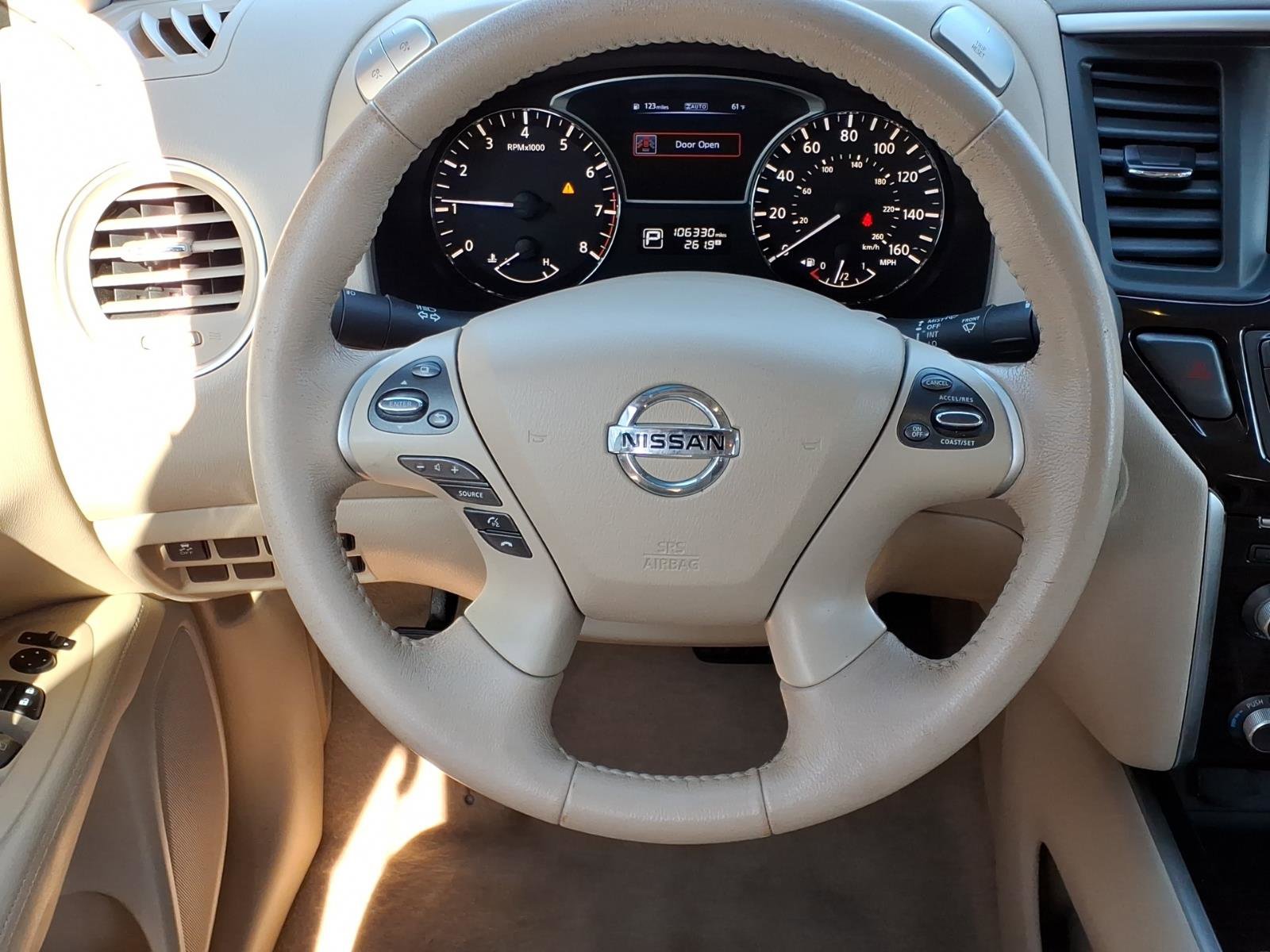 Used 2014 Nissan Pathfinder SL w/ SL Premium Package AWD/4WD image 5