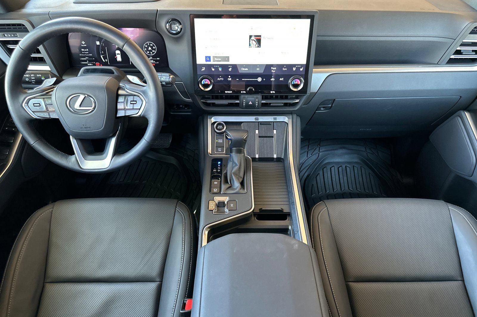 Used 2026 Lexus GX 550 w/ Accessory Package (31) AWD/4WD image 14
