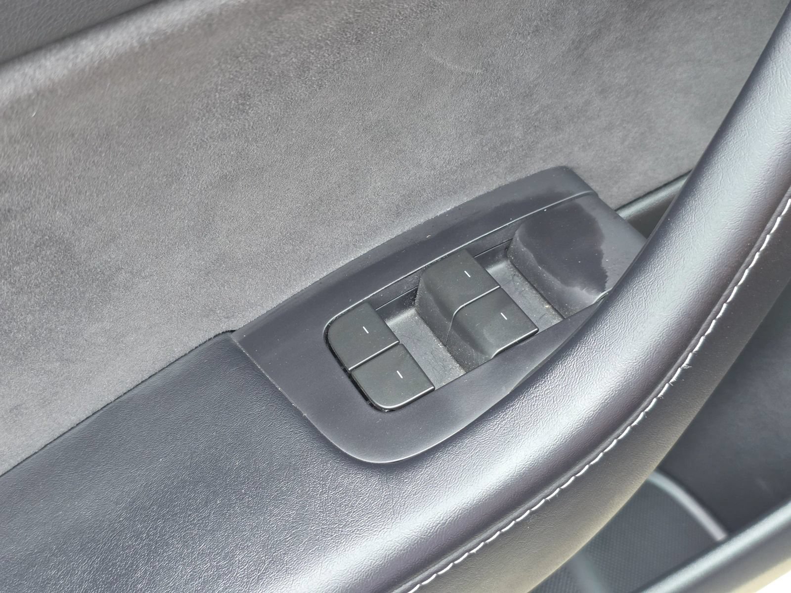 Used 2023 Tesla Model 3 Standard Range RWD image 24