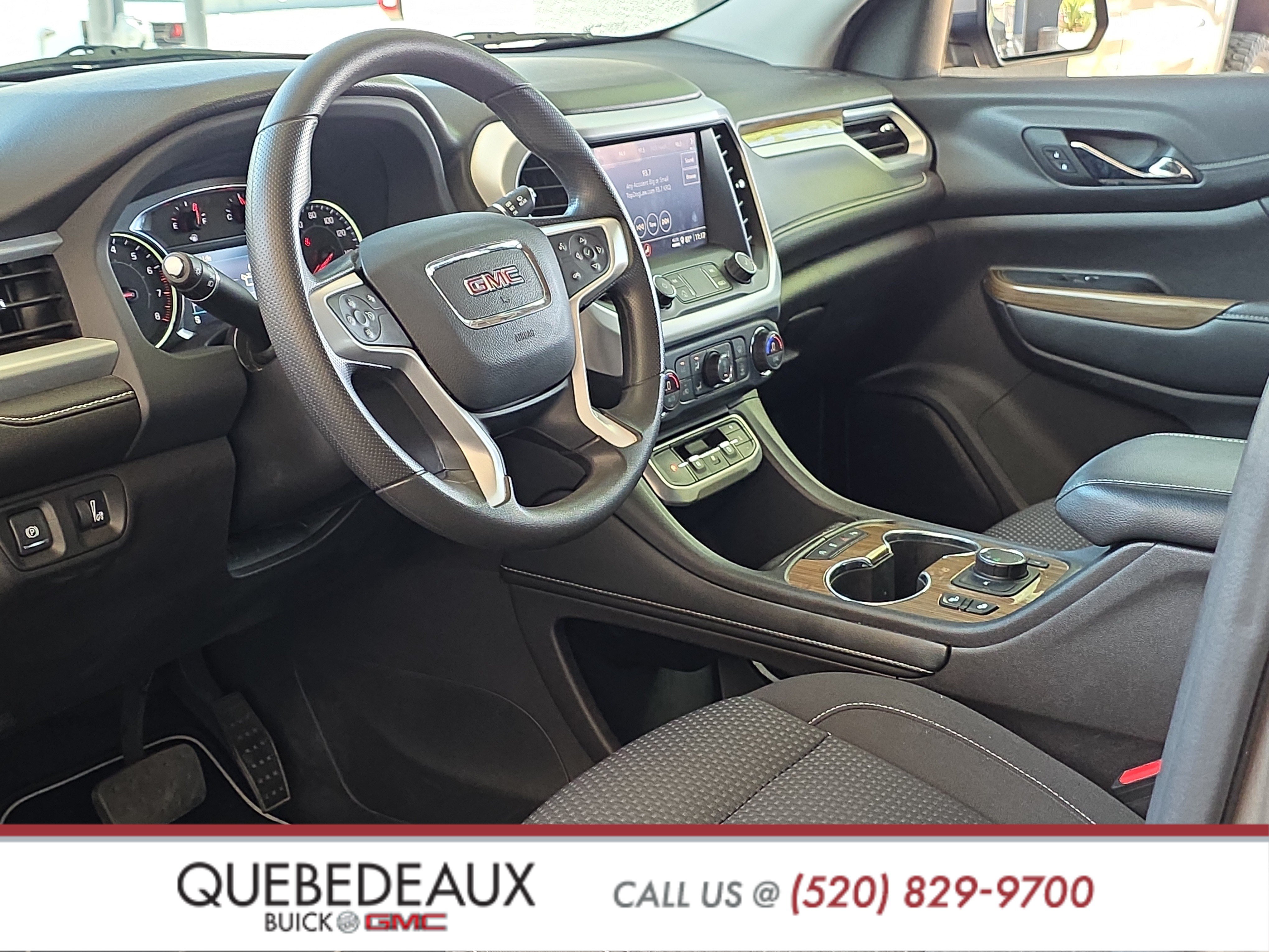 Used 2022 GMC Acadia SLE w/ Driver Convenience Package FWD image 9