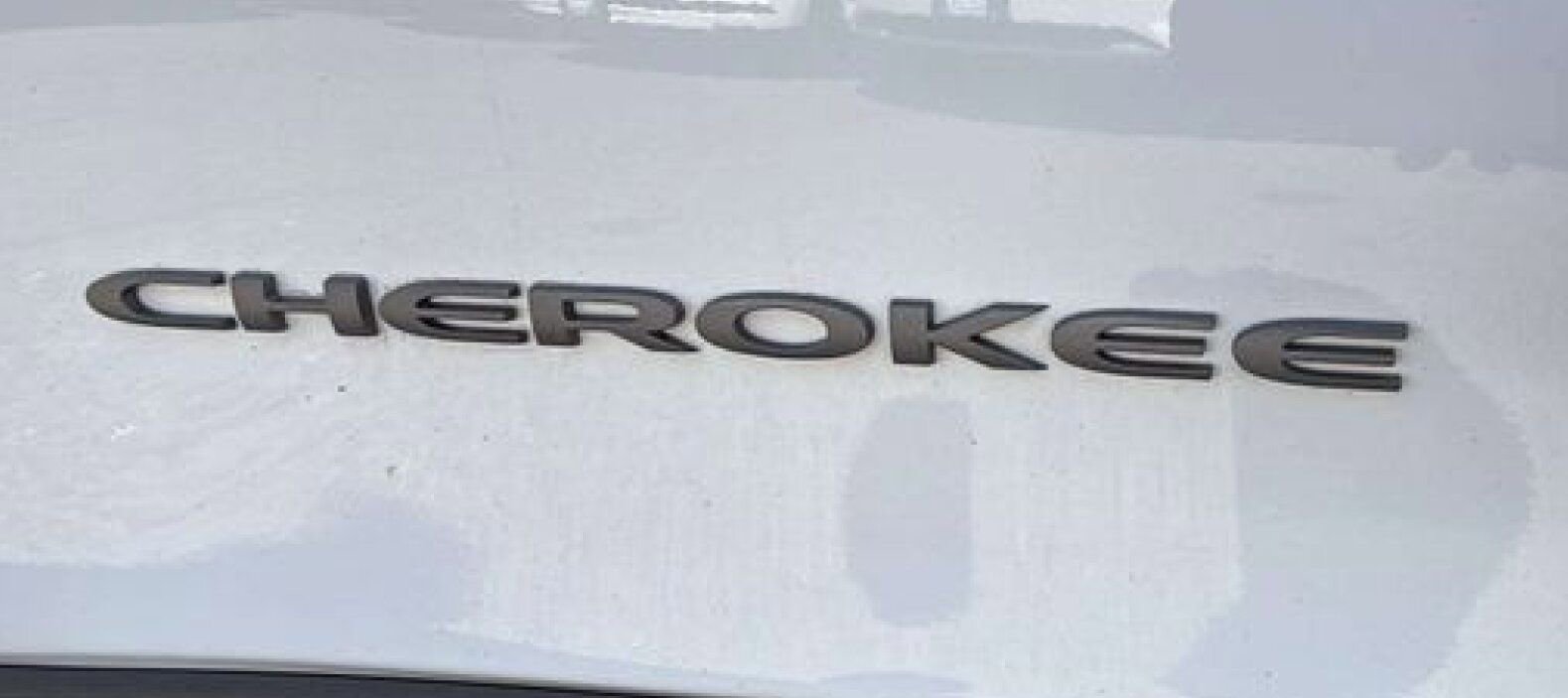 Used 2020 Jeep Cherokee Trailhawk w/ Cold Weather Group image 19