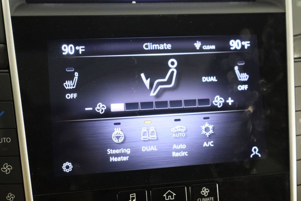 Used 2023 INFINITI Q50 Sensory image 45