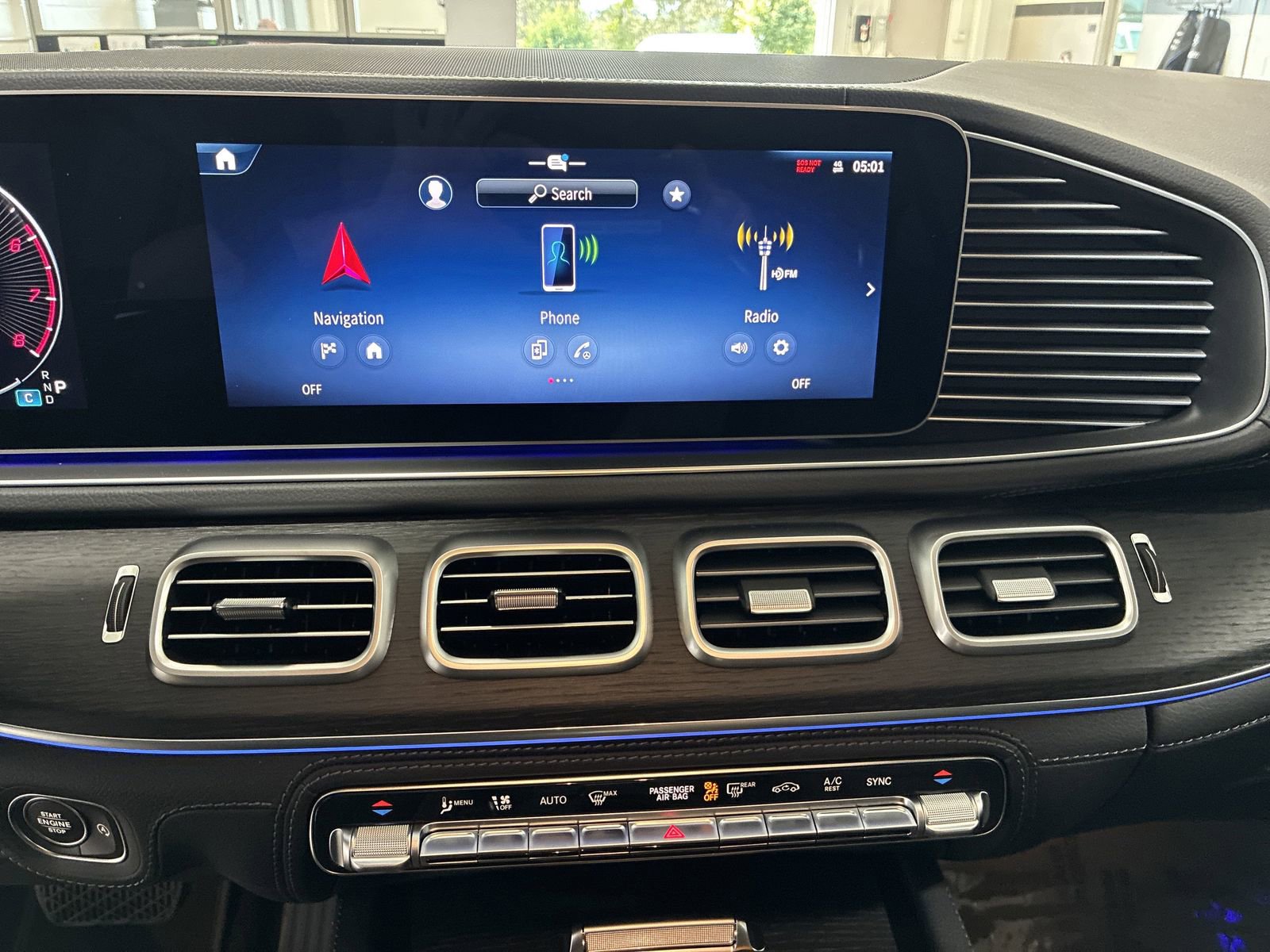 New 2025 Mercedes-Benz GLE 450 4MATIC Coupe image 9