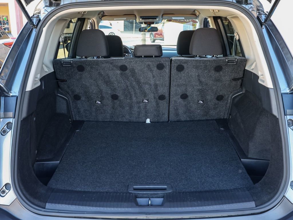 Used 2023 Nissan Rogue SV image 19