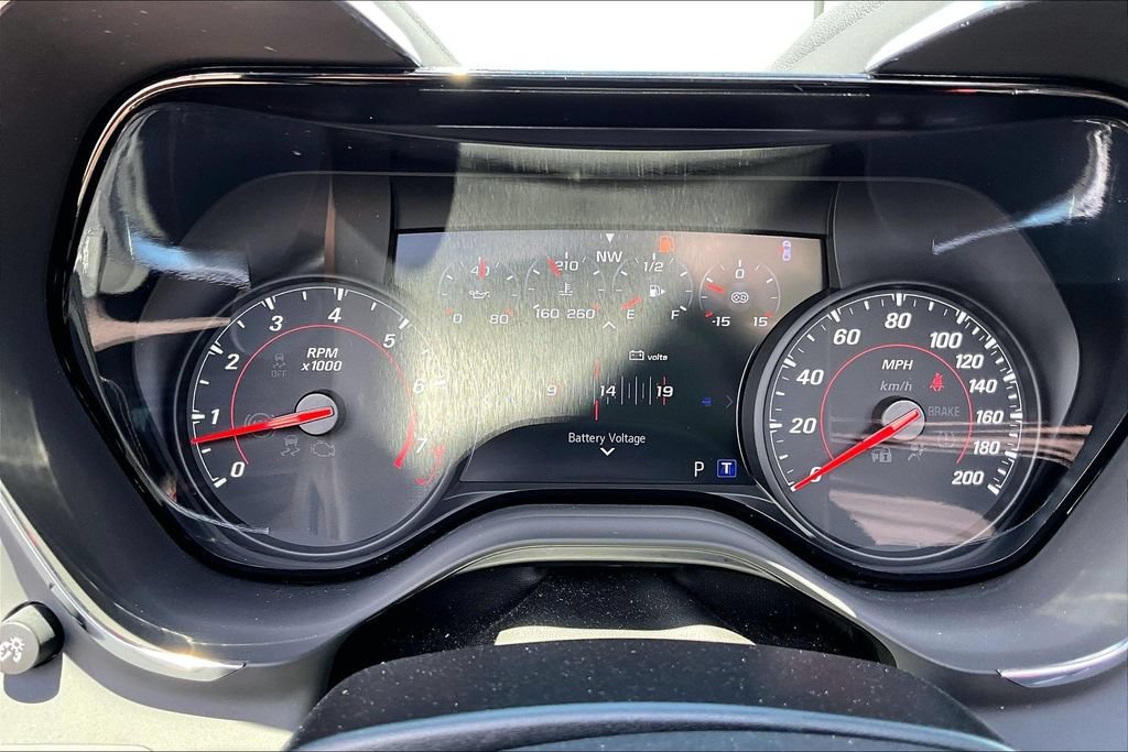 Used 2022 Chevrolet Camaro ZL1 RWD image 27