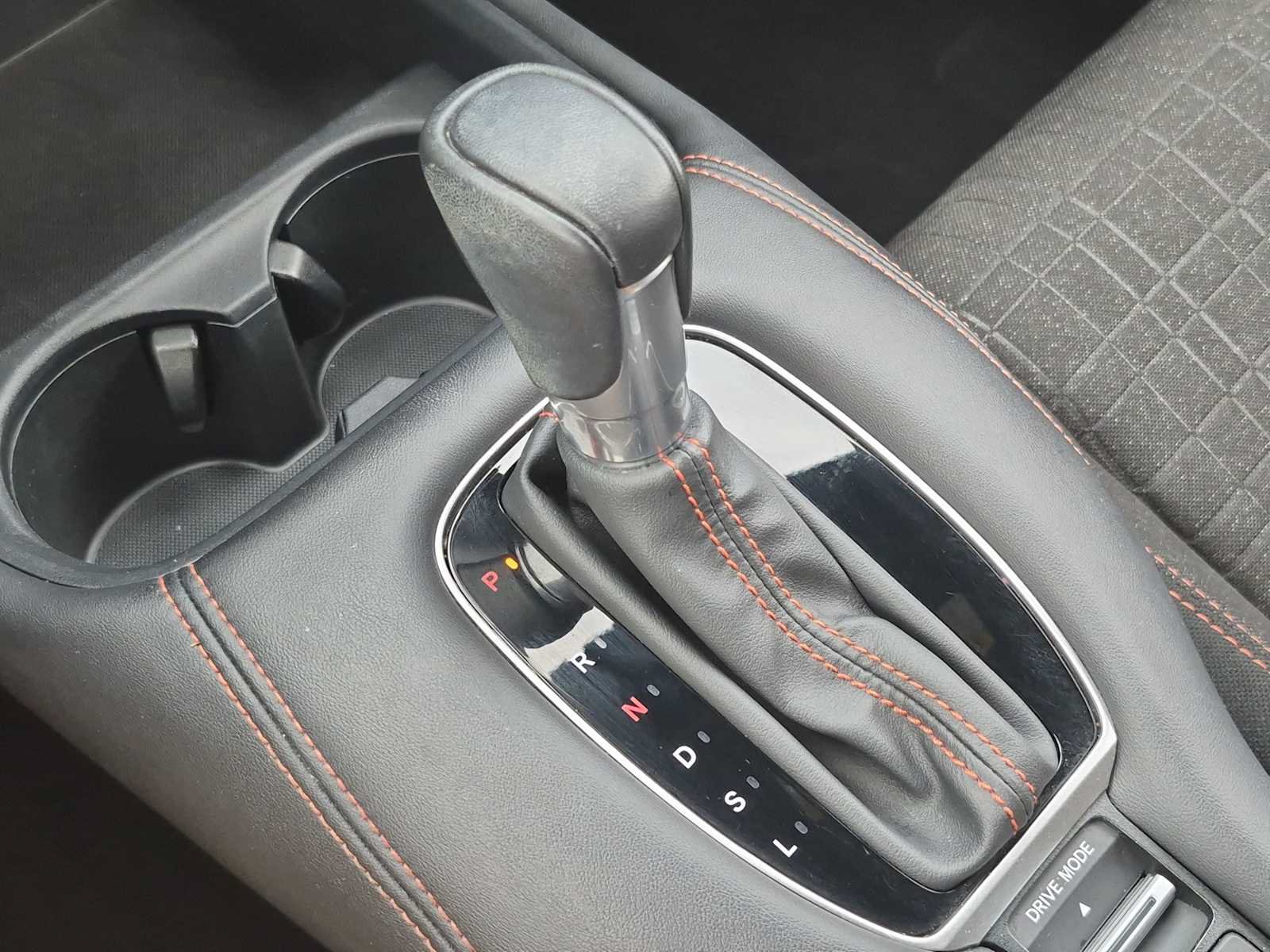 Certified 2025 Honda HR-V Sport image 28