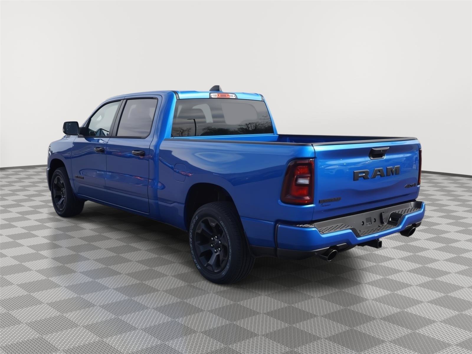 New 2026 RAM 1500 Big Horn w/ Night Edition AWD/4WD image 8