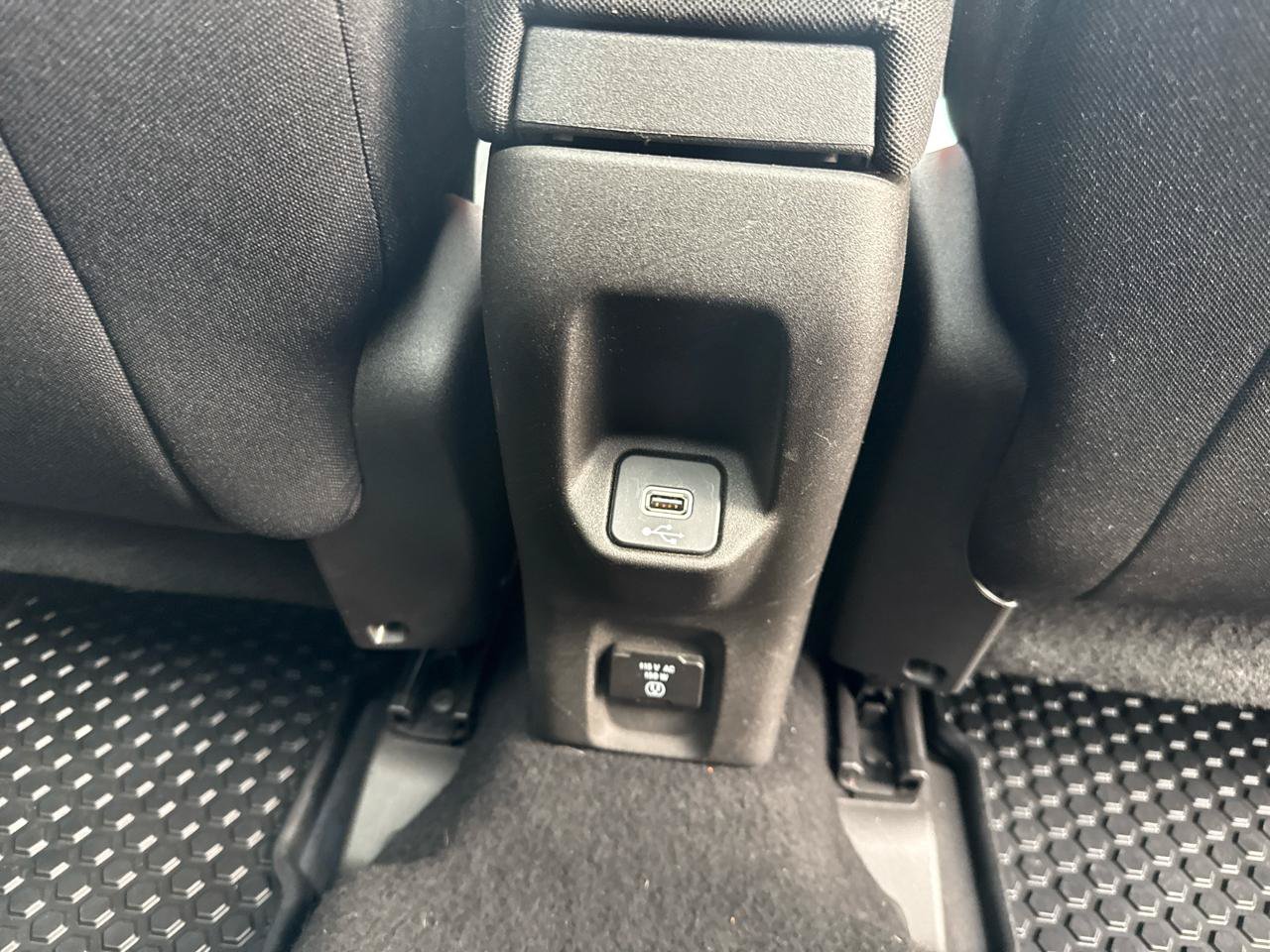 Used 2021 Jeep Renegade Latitude w/ Sun & Sound Group AWD/4WD image 26