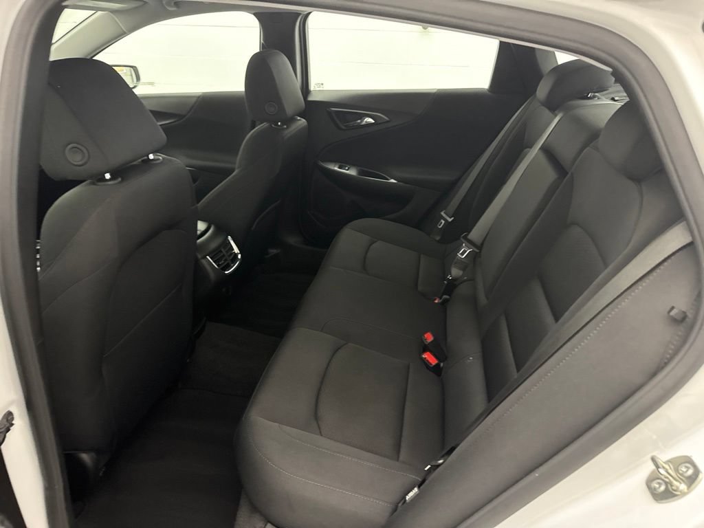 Used 2024 Chevrolet Malibu LT FWD image 31