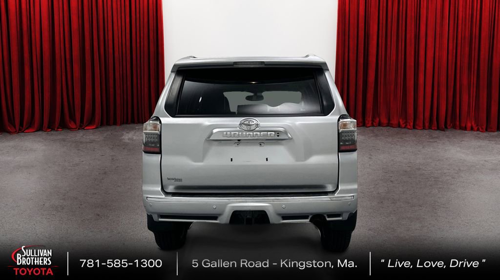 Used 2016 Toyota 4Runner Limited image 6
