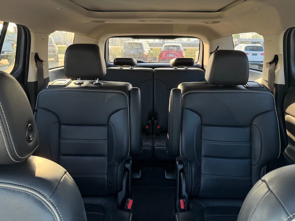 Used 2020 GMC Acadia Denali w/ Trailering Package image 24