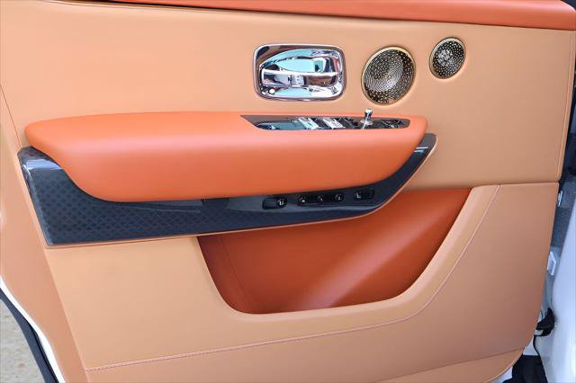 Certified 2023 Rolls-Royce Cullinan Black Badge AWD/4WD image 14