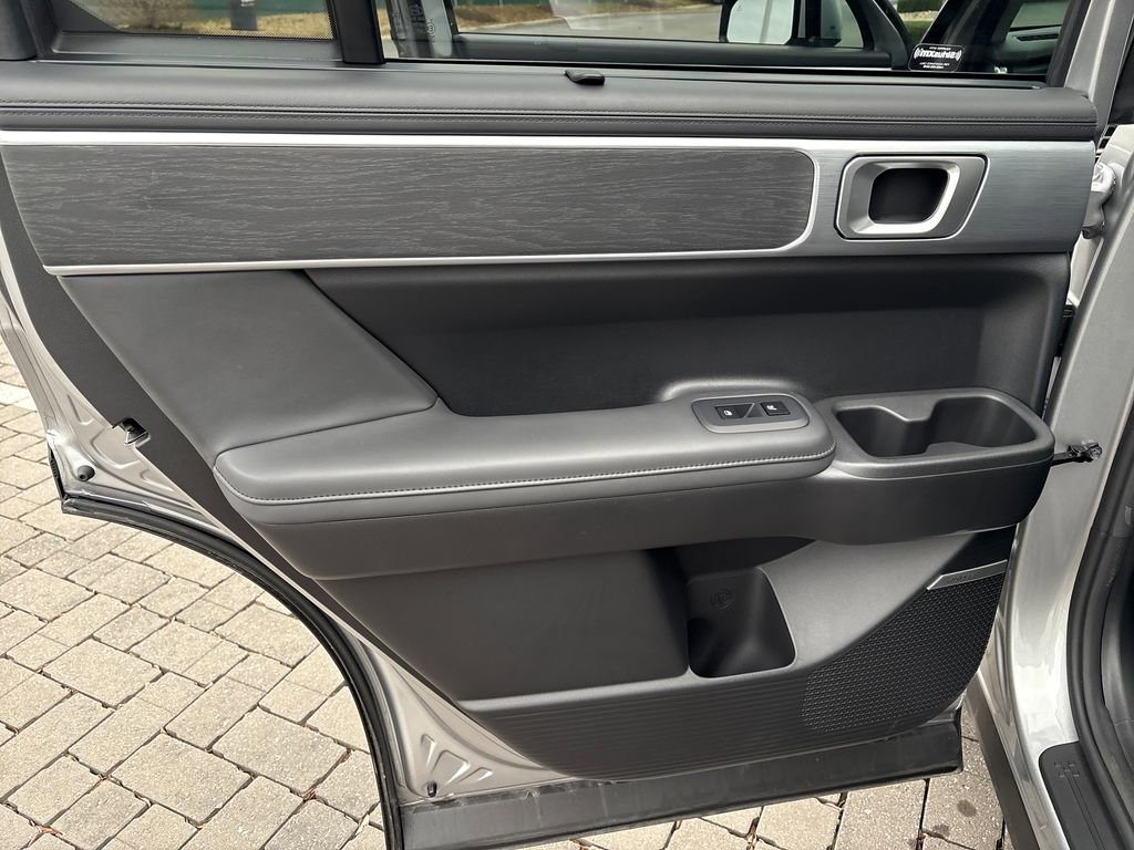 Used 2024 Hyundai Santa Fe Limited image 52