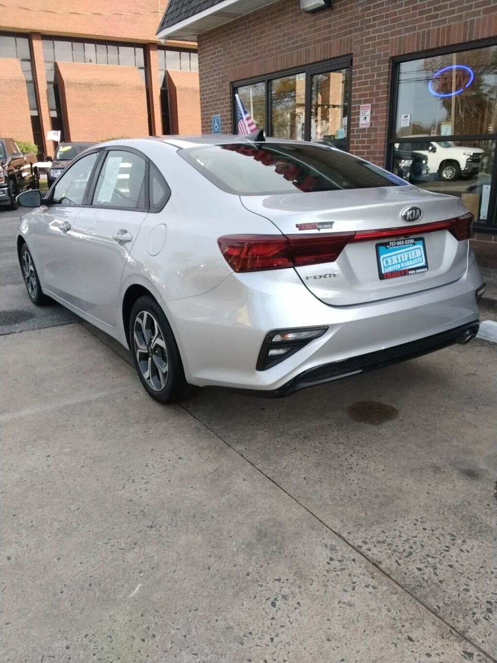 Used 2019 Kia Forte LXS image 2