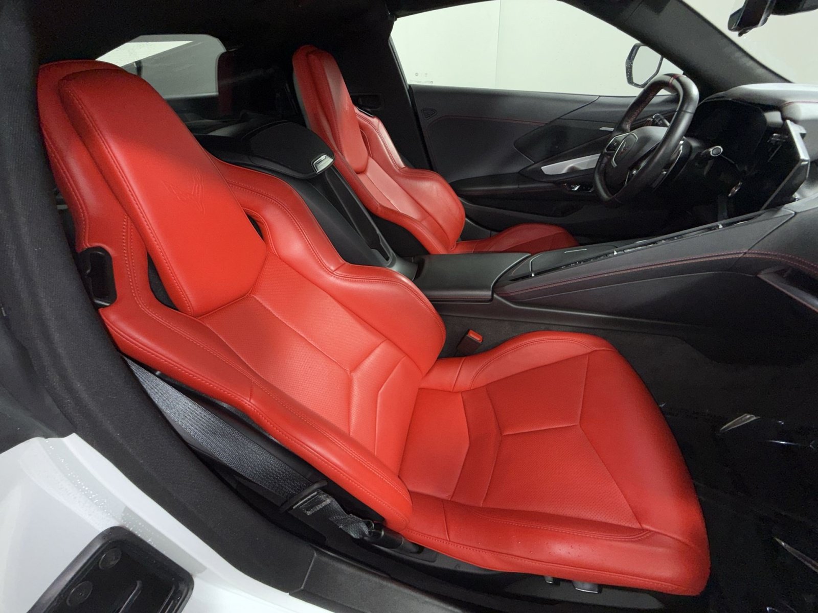 Used 2024 Chevrolet Corvette Stingray Coupe w/ Z51 Performance Package RWD image 25