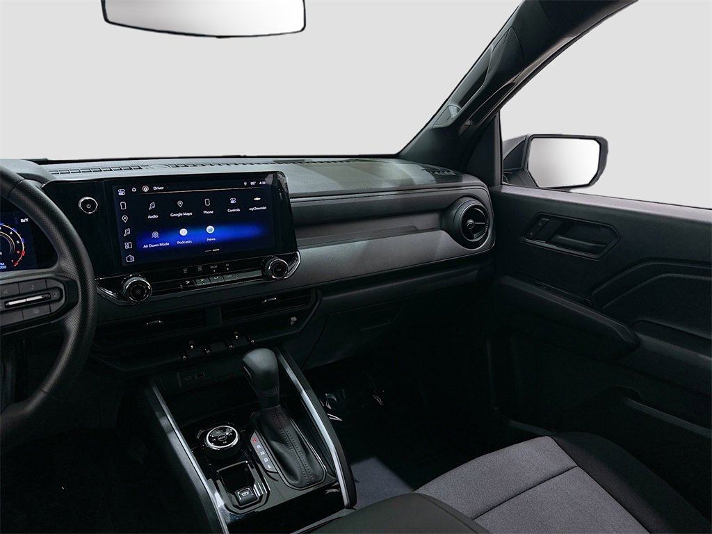 Used 2024 Chevrolet Colorado Trail Boss image 23