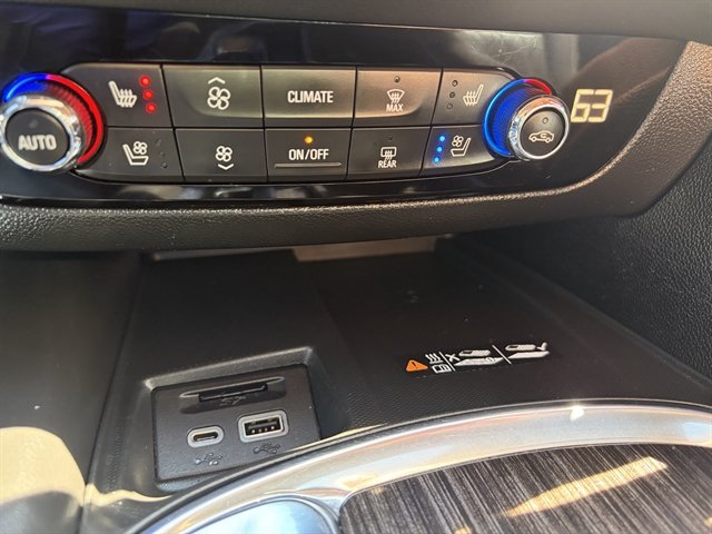 Used 2022 Buick Enclave Avenir w/ Trailering Package, 5000 lbs. AWD/4WD image 38