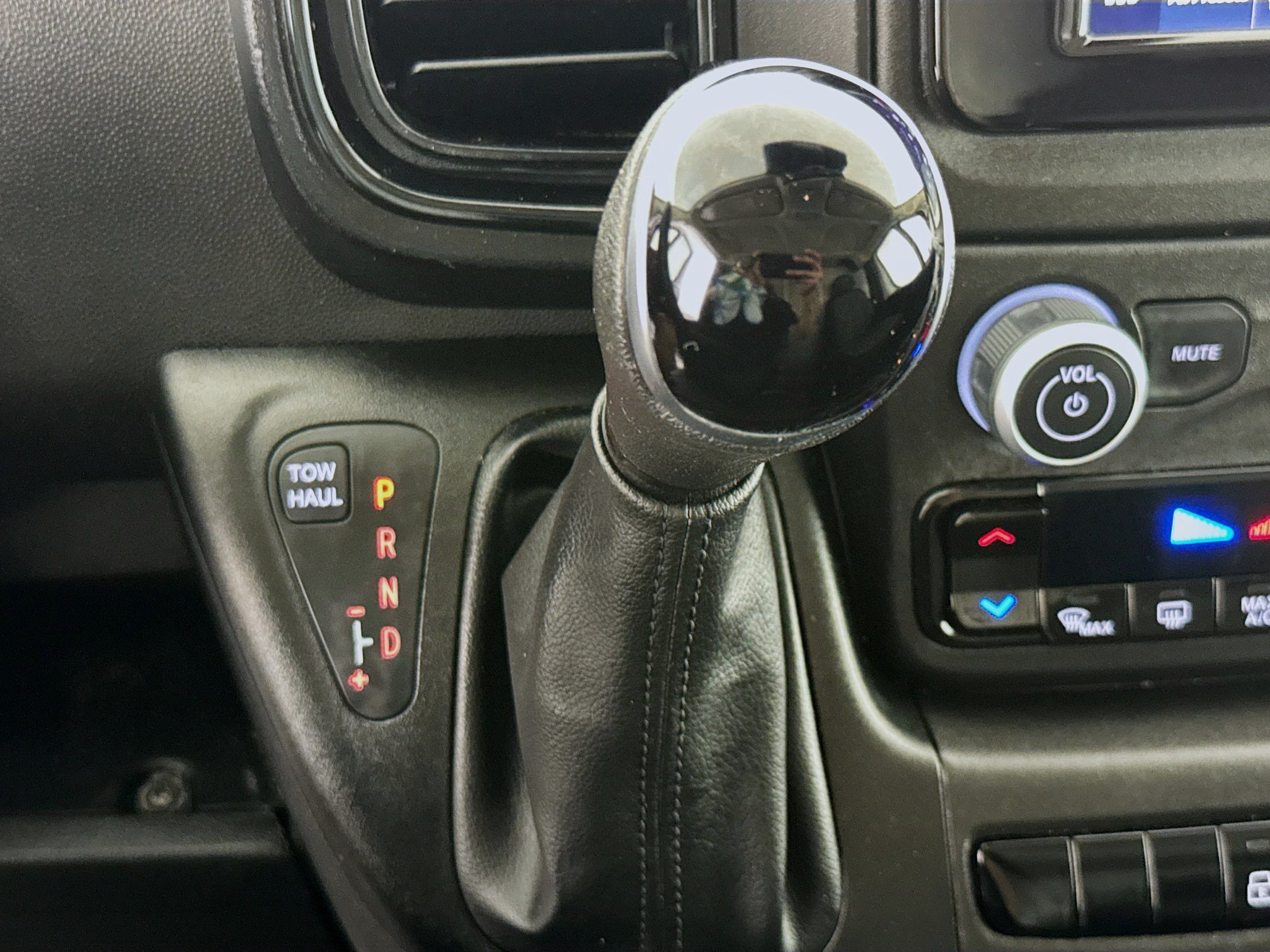Used 2025 RAM ProMaster 2500 w/ Safety Group FWD image 18