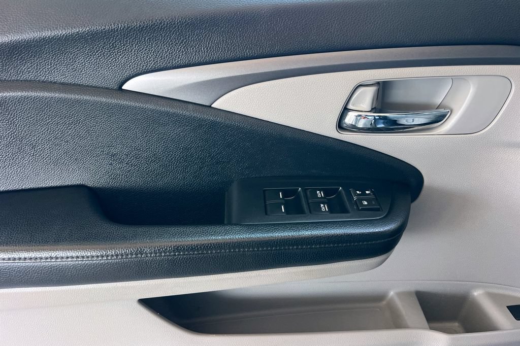 Used 2019 Honda Pilot EX image 13