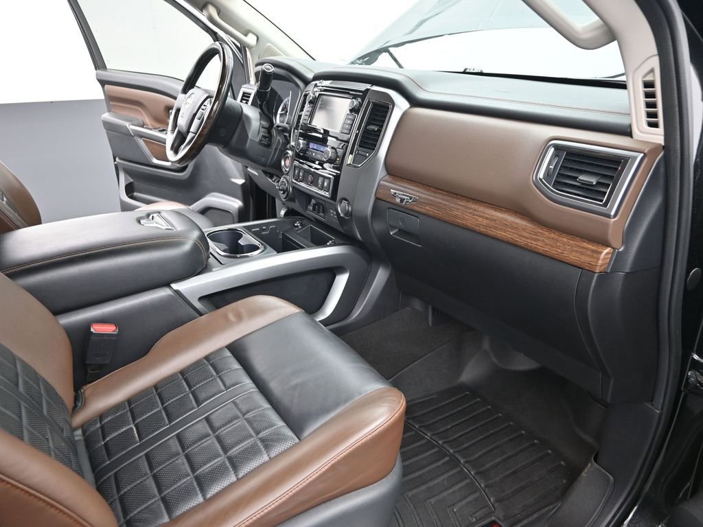 Used 2019 Nissan Titan Platinum Reserve w/ Platinum Utility Package image 25