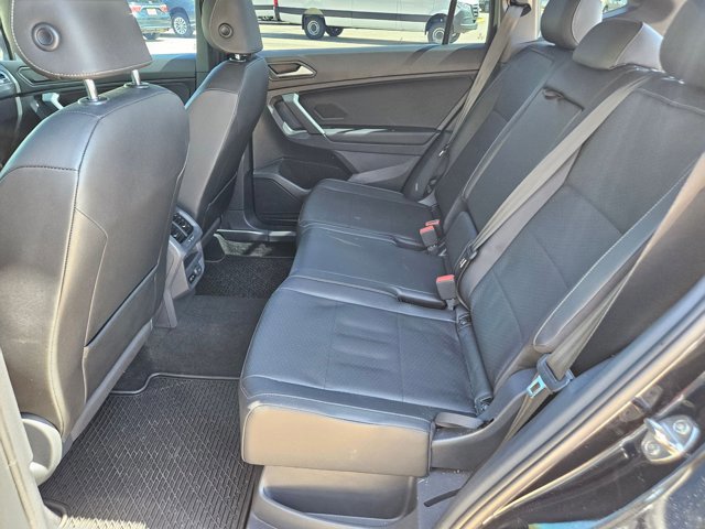 Used 2019 Volkswagen Tiguan S image 15