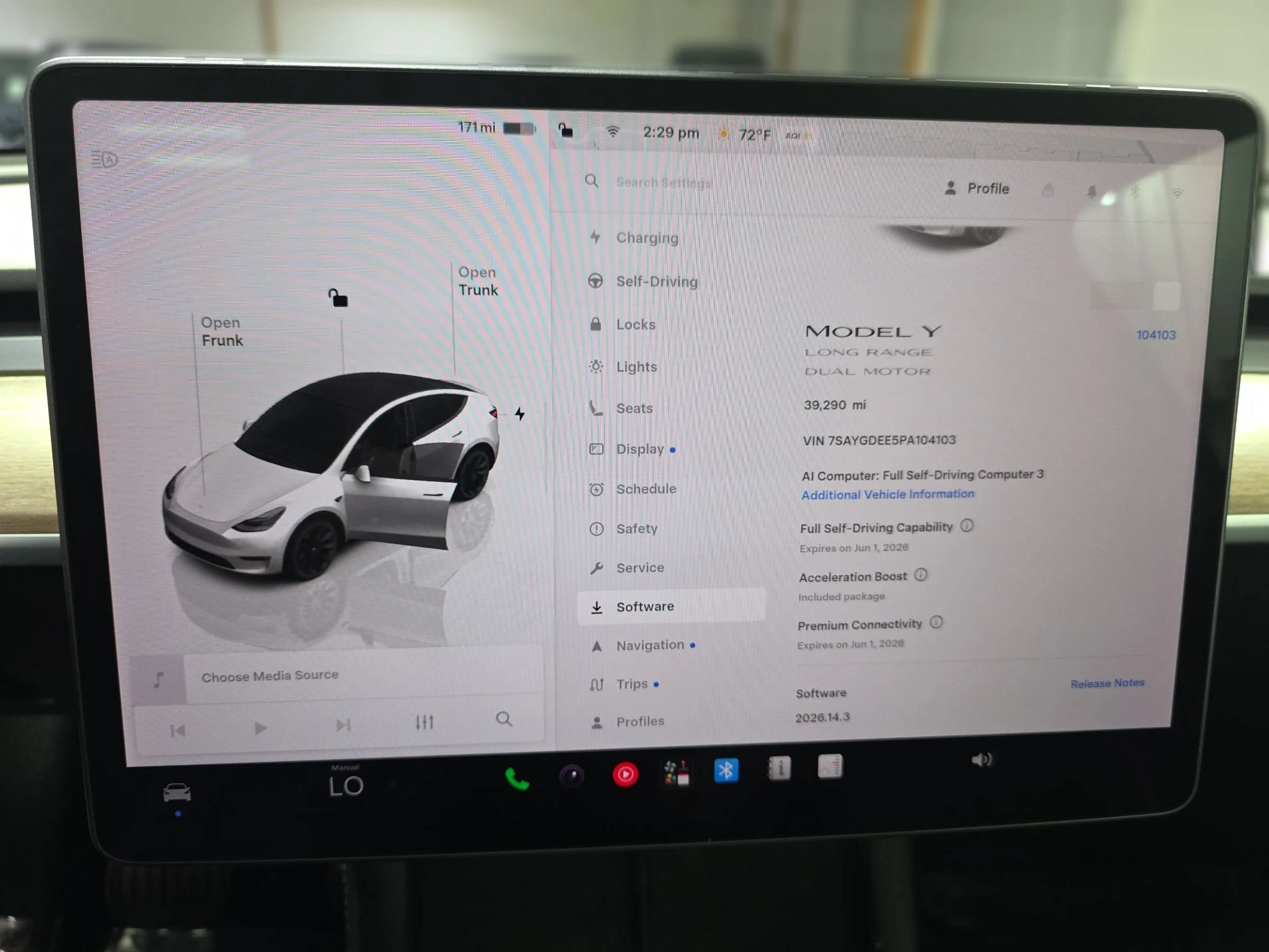 Used 2023 Tesla Model Y Long Range AWD/4WD image 22