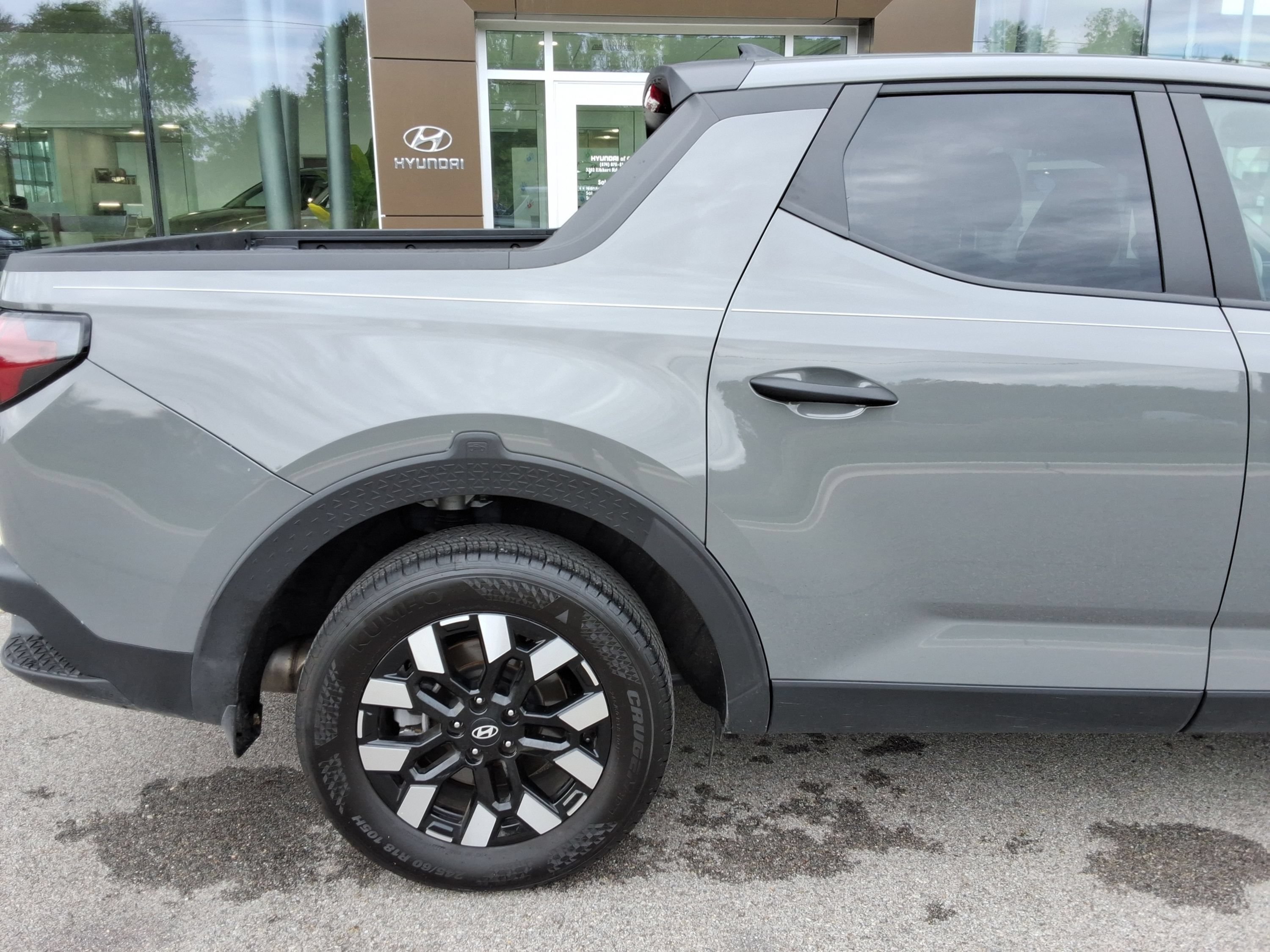 Used 2026 Hyundai Santa Cruz SE AWD/4WD image 14