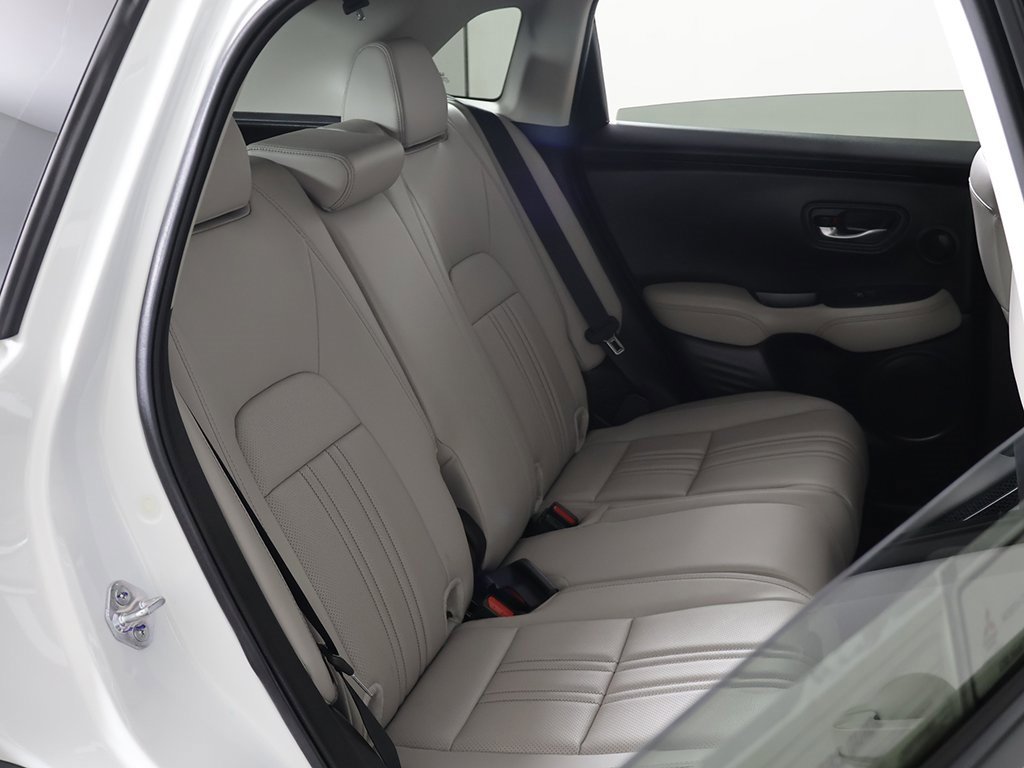 Used 2025 Honda HR-V EX-L image 28