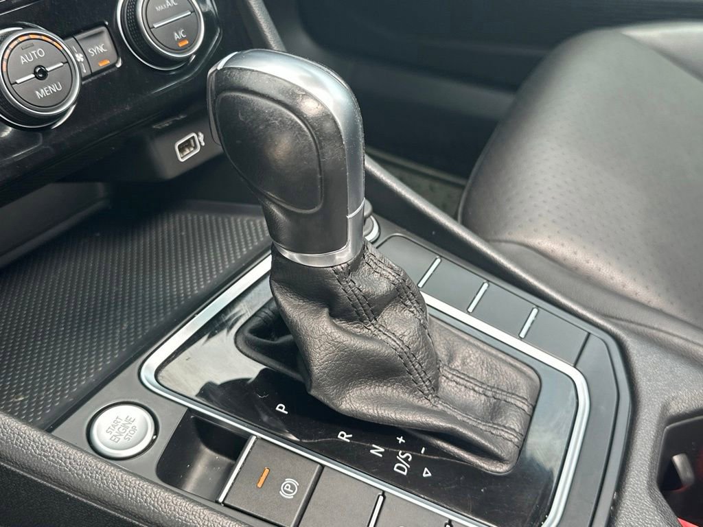 Used 2019 Volkswagen Jetta SE FWD image 29