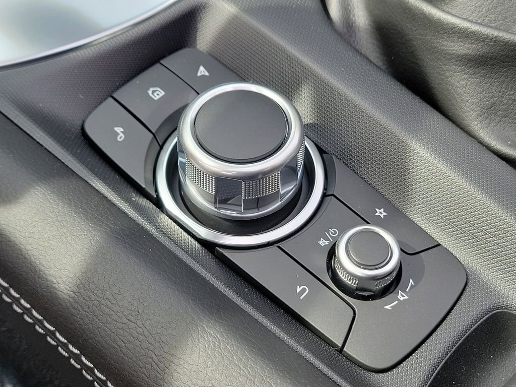 New 2026 MAZDA MX-5 Miata RF Grand Touring RWD image 32