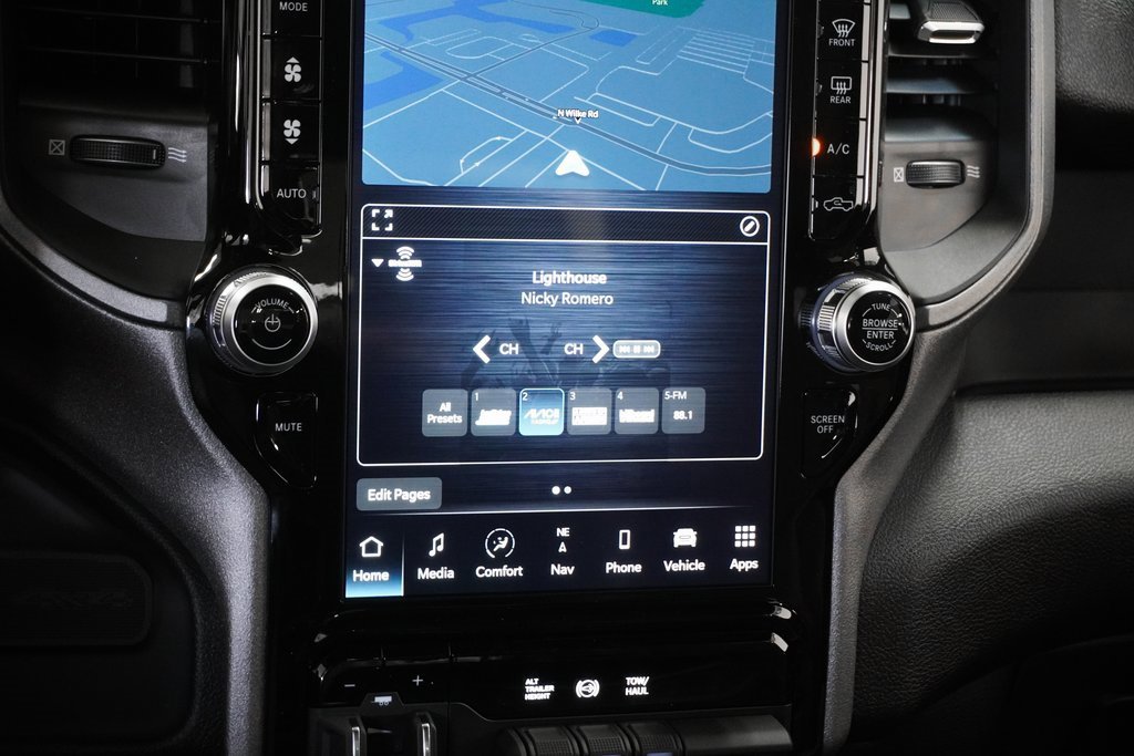 Used 2024 RAM 3500 Tradesman image 25