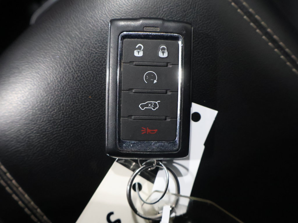 Used 2025 Jeep Grand Cherokee Laredo w/ Luxury Tech Group I AWD/4WD image 24