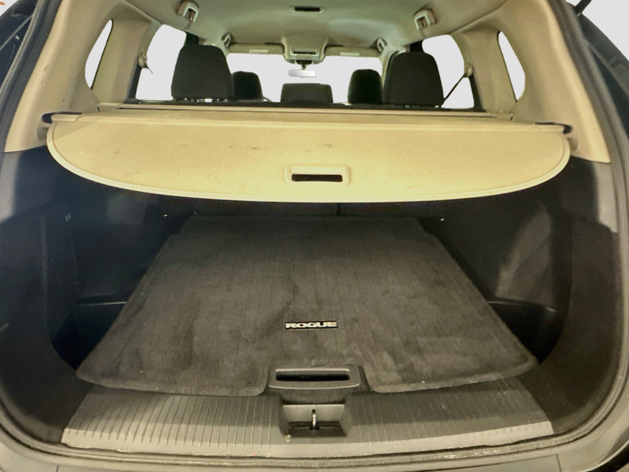Used 2024 Nissan Rogue S AWD/4WD image 29