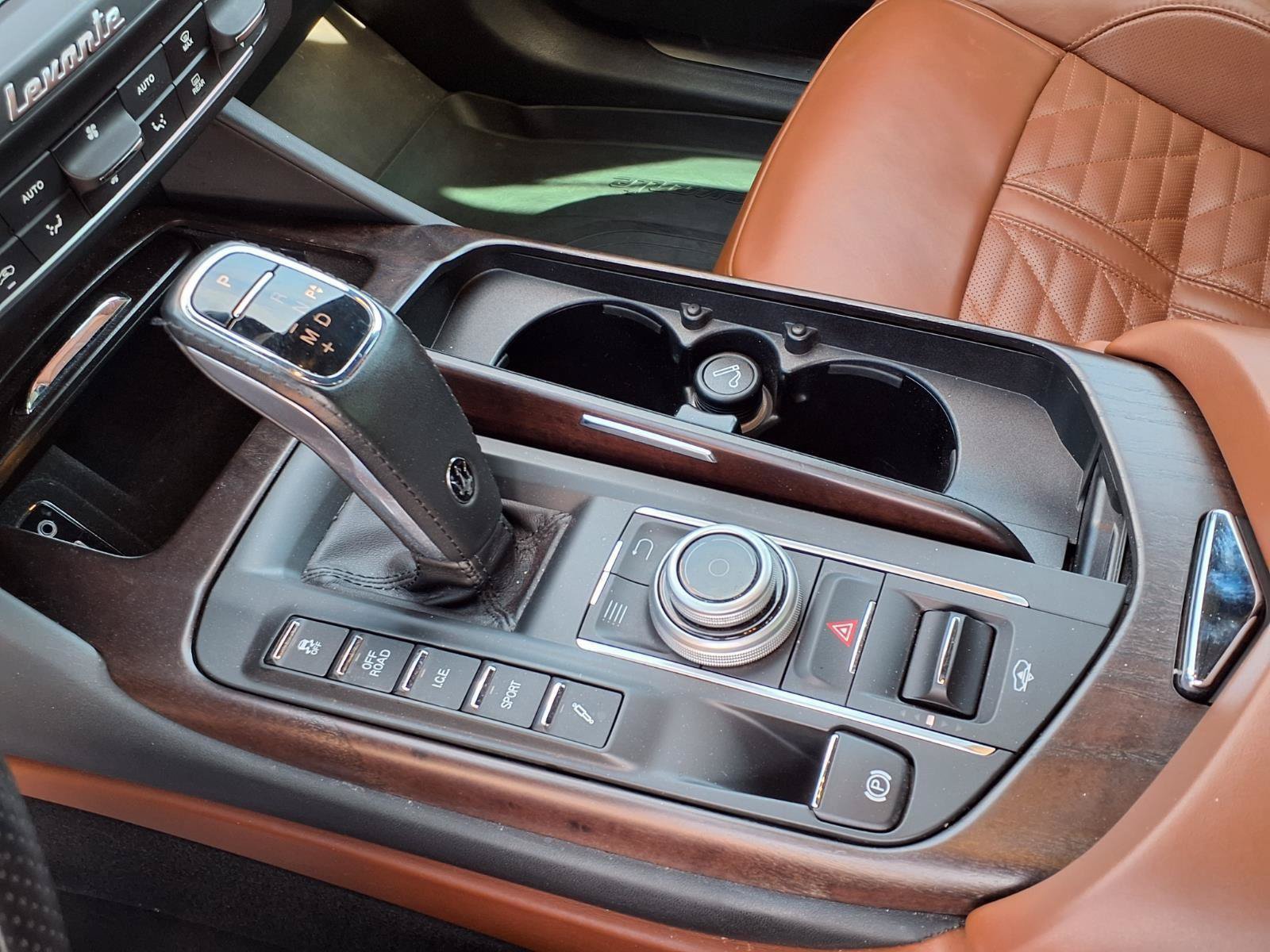 Used 2019 Maserati Levante GTS AWD/4WD image 6