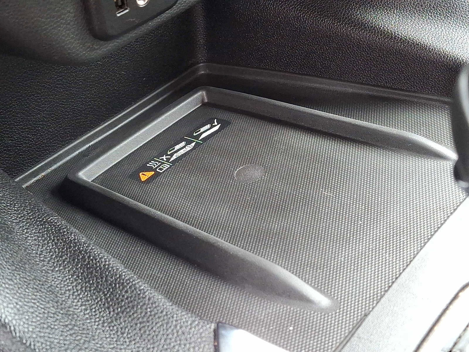 Used 2023 Chevrolet Traverse LT image 24