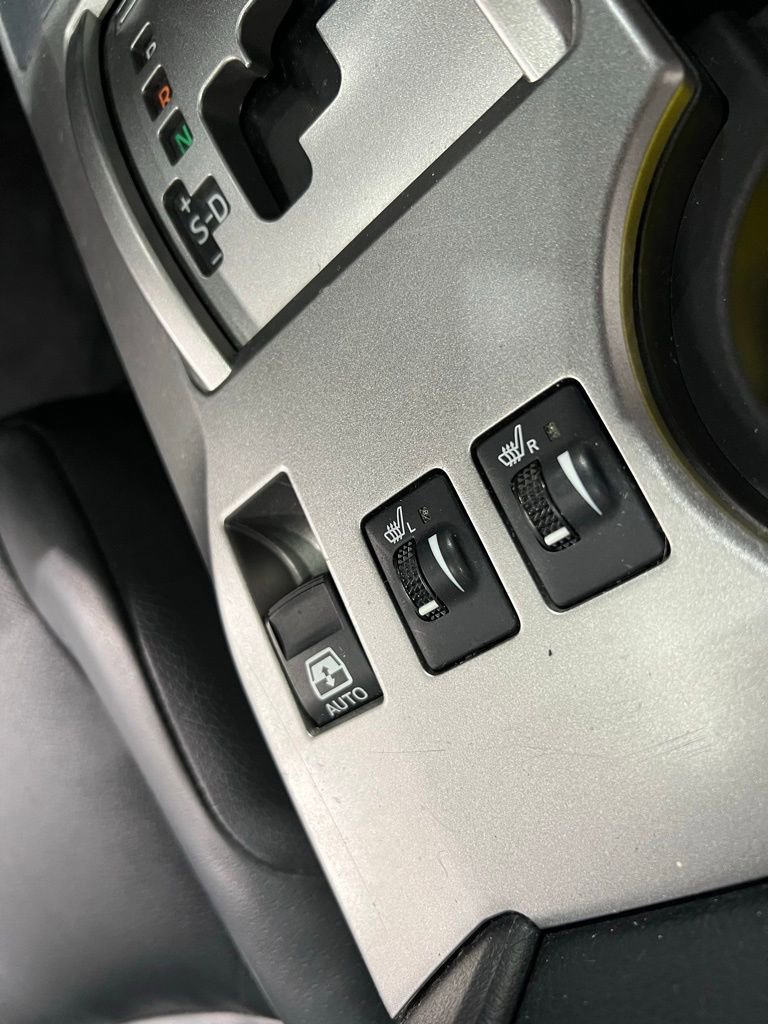 Used 2013 Toyota 4Runner Limited image 41