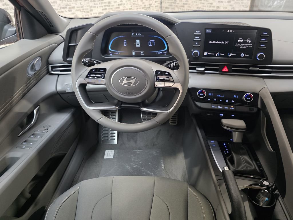 New 2026 Hyundai Elantra Sport FWD image 12
