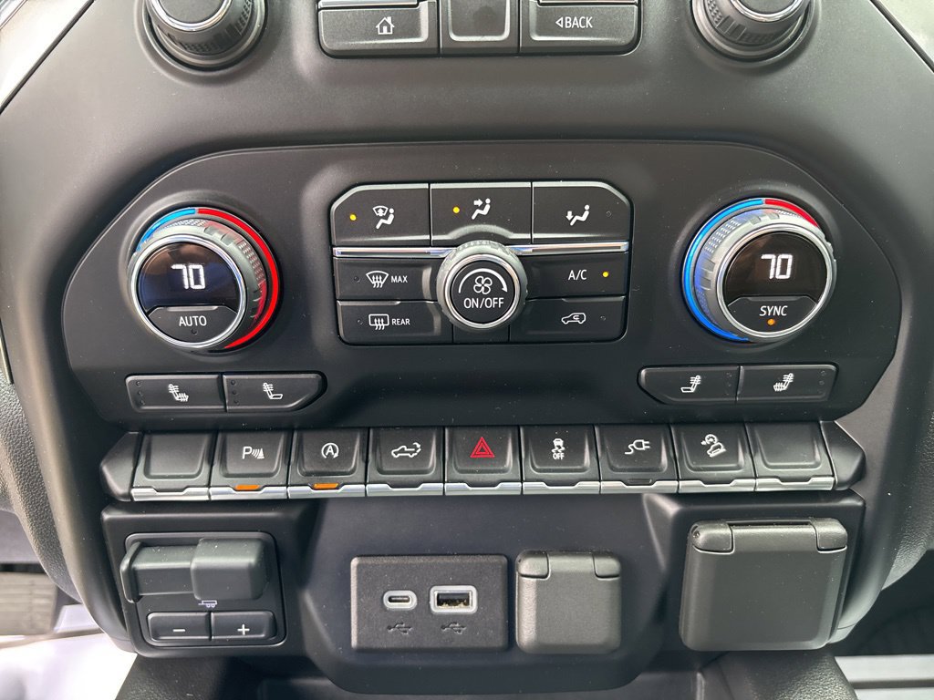 Used 2021 Chevrolet Silverado 1500 LT Trail Boss w/ Convenience Package II AWD/4WD image 27