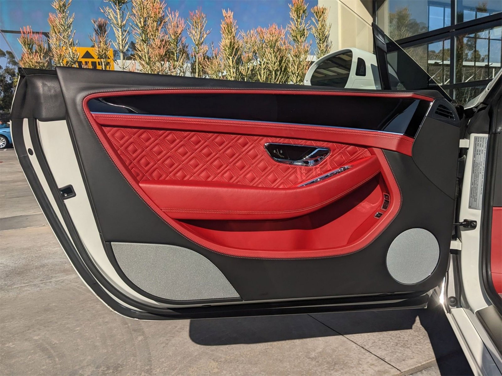 Used 2022 Bentley Continental GT image 19