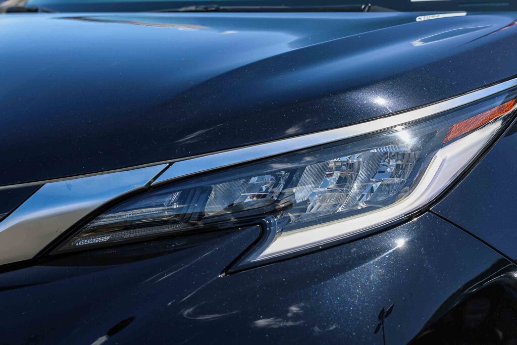 Certified 2023 Toyota Sienna XSE w/ XSE Plus Package AWD/4WD image 22