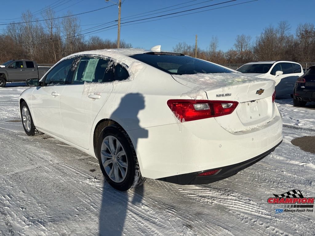 Used 2024 Chevrolet Malibu LT image 3