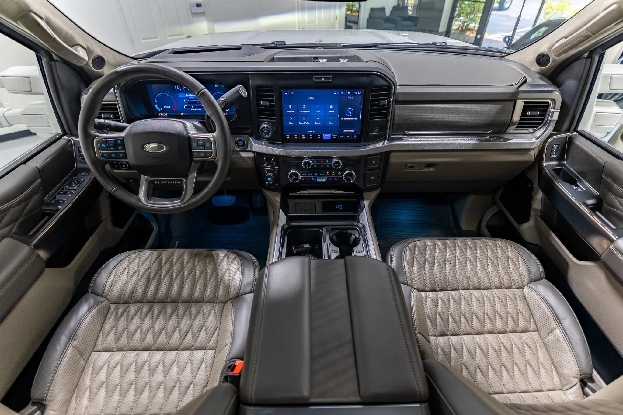 Used 2025 Ford F250 Platinum w/ Platinum Plus Package AWD/4WD image 50