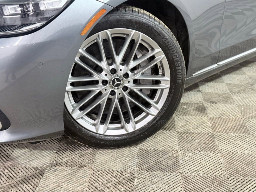 Used 2022 Mercedes-Benz S 580 4MATIC Sedan image 2