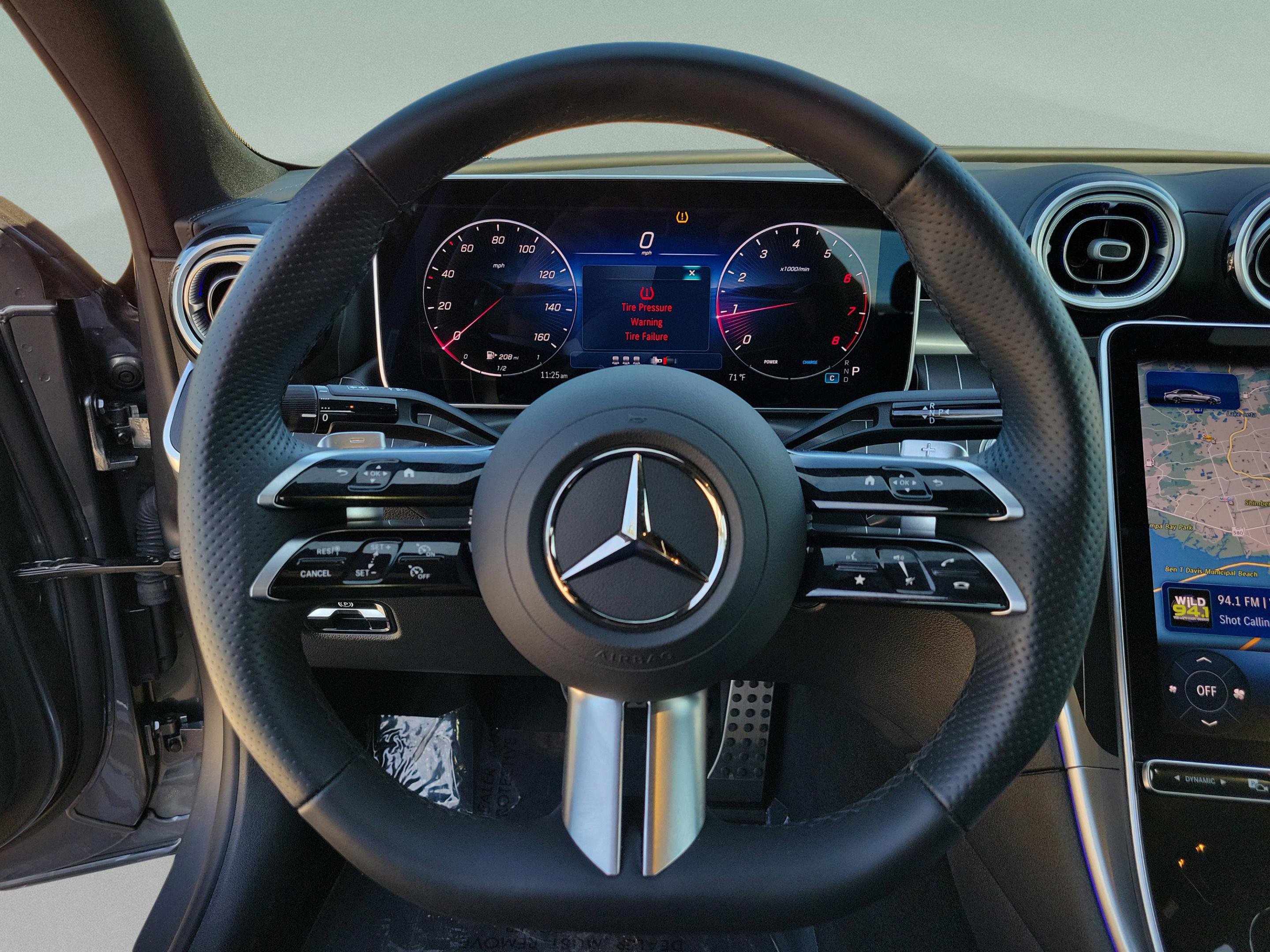 Used 2025 Mercedes-Benz C 300 Sedan image 17